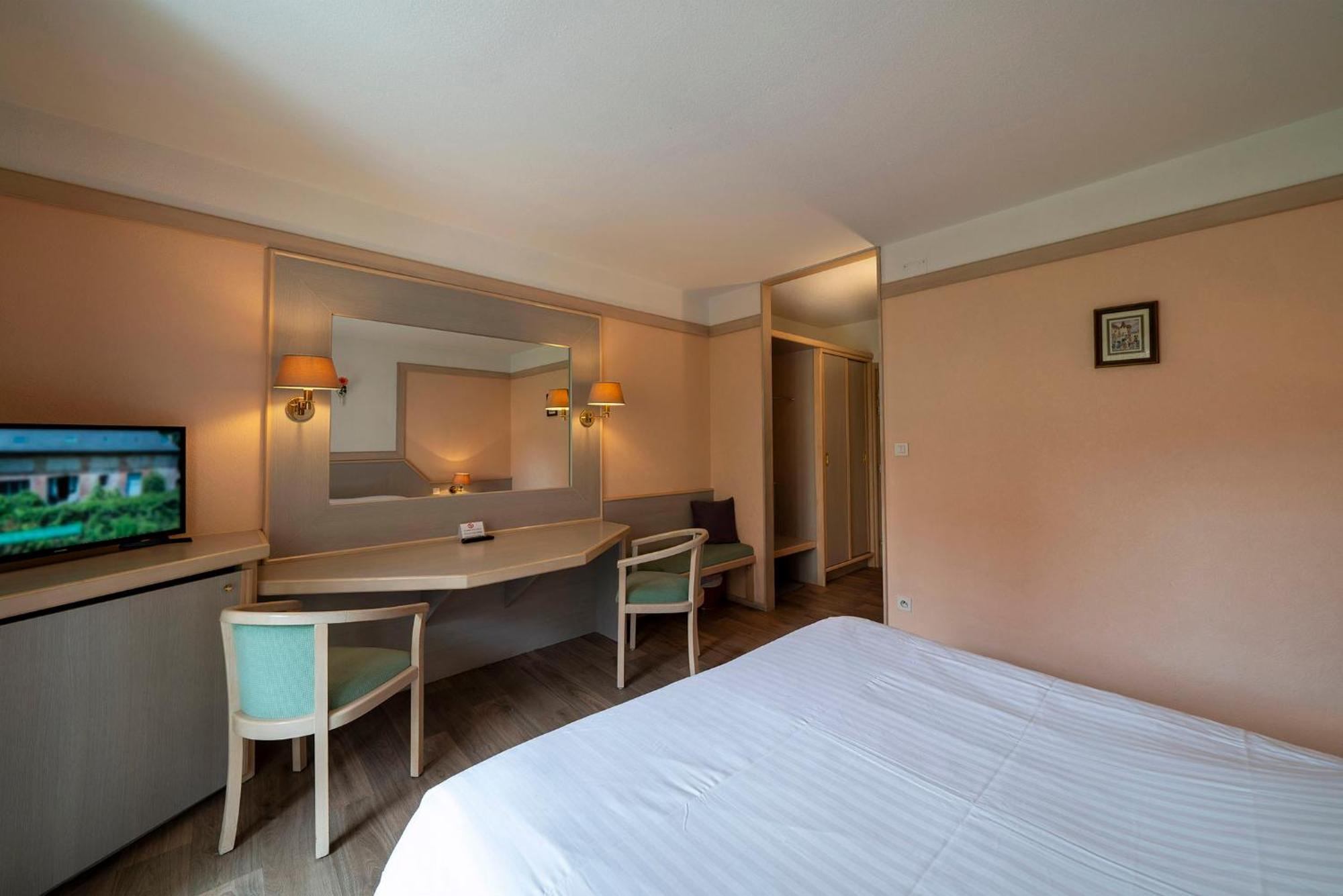 Hotel A La Vignette - Colmar-Nord Saint-Hippolyte  Ngoại thất bức ảnh