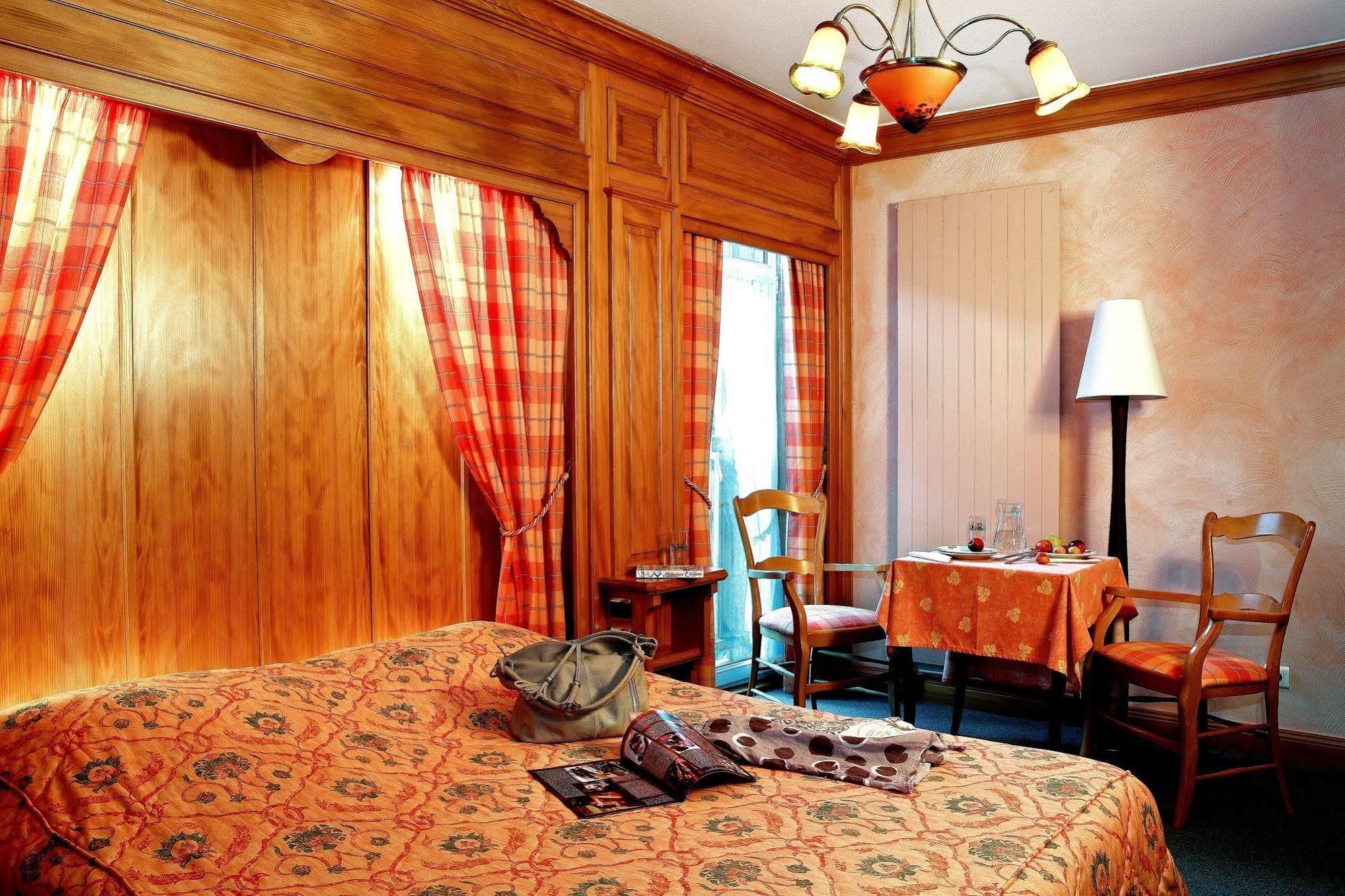 Hotel A La Vignette - Colmar-Nord Saint-Hippolyte  Ngoại thất bức ảnh